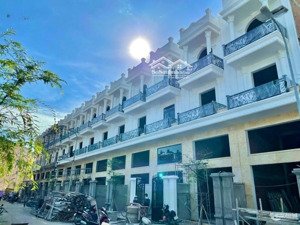 giảm 500tr - cần bán gấp nhà 3 lầu hà huy giáp q12 hẻm thông, shr - giá chỉ 7 tỷ 3!!