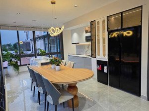 căn hộ có sân vườn thiết kế 3pn 2wc khu sky garden 3 quận 7