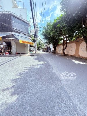 nhà lô góc mt hẻm thông -nguyễn sơn - lũy bán bích- 5 tỷ(tl)