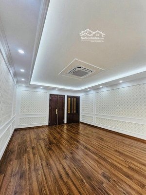 mặt ngõ hào nam, mới koong, thang máy, ô tô ngủ trong nhà, thông kinh doanh, văn phòng. 60m*7t