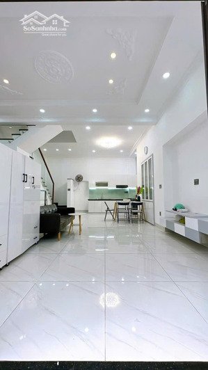 bán gấp nhà 3 tầng 4x20m2 mặt tiêng đường trường trinh, quận tân bình, nhỉnh 8tỷ8, làm việc chính c