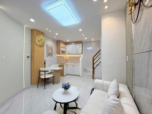 bán nhà hẻm xe hơi hoàng hoa thám 2 tầng giá 3 tỷ 750 tl ít