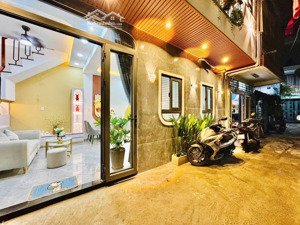 siêu phẩm nhà đẹp ngang khủng 8m - tầng 2 - hxh hoàng hoa thám - 29m2 - nhỉnh 5t