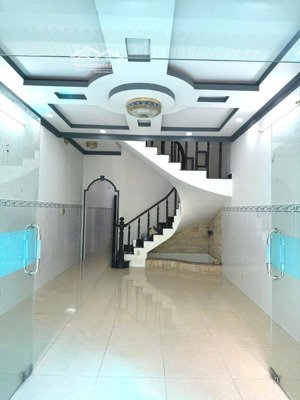 cho thuê nhà nguyên căn khu cao lỗ, phường 4, quận 8 gần topaz city, giá 22 triệu/tháng