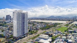 cần tiền gấp nên nhượng lại căn hộ 2pn, diện tích 60m2 - view biển giá cực tốt