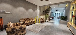 nhà đẹp full nội thất 4 phòng giá 50 triệu