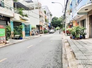 4.5X22M, ĐƯỜNG 8M- KHU HOÀ BÌNH , ĐẦM SEN QUẬN 11