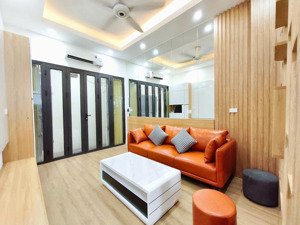 bán nhà riêng tại giáp bát, 5,5 tỷ, 23 m2, 2pn, 3wc, 4 tầng, hoàng mai, hà nội