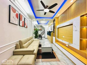 bán nhà riêng tại minh khai, 8,1 tỷ, 32m2, 4 tầng, 3pn, 3wc, đầy đủ nội thất hot!