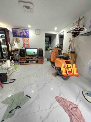 chính chủ bán nhà 3 tầng, sát mặt tiền lê thúc hoạch, gần chợ tân hương, chỉ 4 tỷ nhỉnh.