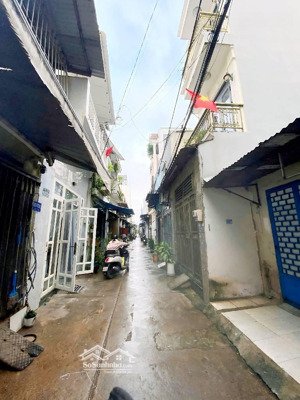 nhà siêu phẩm 2 tầng cách 20 bước ra mặt tiền tân kỳ tân quý nhỉnh 3 tỷ