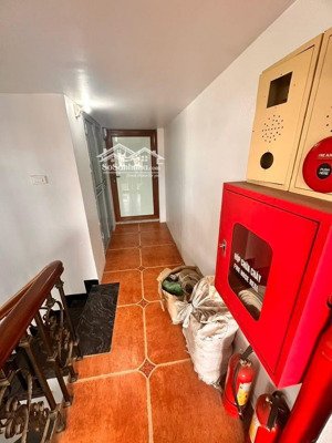 lê trọng tấn 72m, 8 tầng, mt 5,3m. oto, kd tốt. cho thuê 78 triệu. 24,7 tỷ