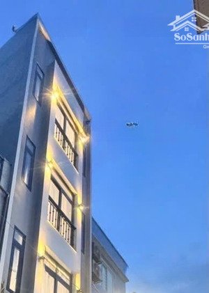 nhà đẹp trung tâm quận 10 lê hồng phong 56m 4 tầng btct