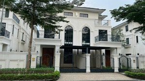 cần bán căn song lập 4.2 view công viên đường lớn 30m, vị trí thoáng đẹp giá tốt nhất chỉ 15 tỷ