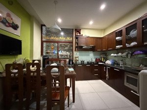 ngay bảy hiền tân bình - 4 tầng - dt 4.3m x 15m - chỉ 8.99 tỷ