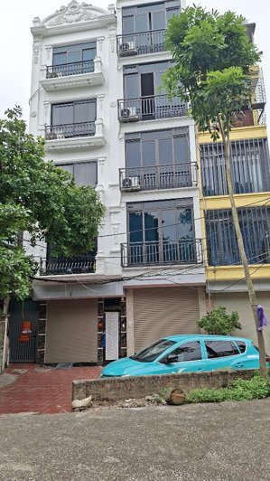 bán nhà cầu bươu ô tô vào nhà, diện tích 31m, kinh doanh tốt, nhiều mặt hàng , liên hệ, 