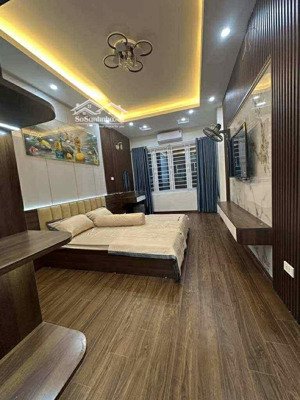 khương trung- lô góc- 4 tầng- 35m2 8x tỷ