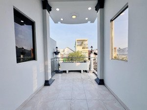 bán nhà mặt tiền nguyễn huệ p1 mỹ tho