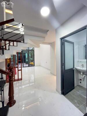 LÔ GÓC KHÔNG LỘ GIỚI – HẺM XE TẢI – NHÀ 3 TẦNG MỚI ĐẸP –65M2 CHỈ 5 TỶ TÂN THỚI HIỆP Q12