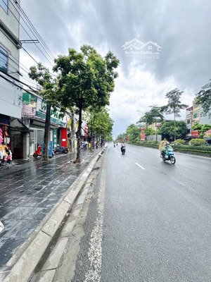 nhà mặt đường sát ql32 , kinh doanh cafe 5 tầng x65m2 , phân lô + vỉa hè . 1x tỷ nhỏ