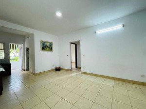 cho thuê căn hộ kđt việt hưng long biên :75m2_2pn_6,5 triệu/tháng