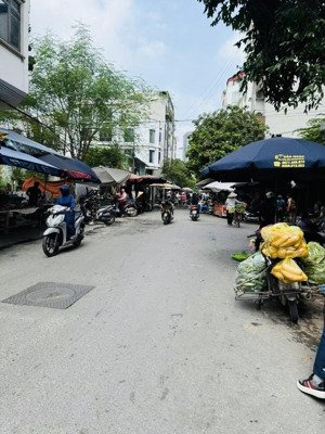 phân lô ngô thì nhậm, vừa ở vừa kinh doanh sầm uất, ô tô đỗ, 55m2, 4 tầng, mt 4.9m, 13.x tỷ