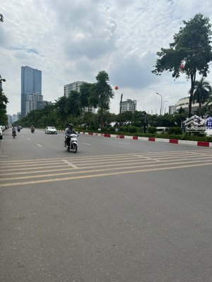 bán nhà mặt phố văn cao, 79 tỷ, 101m2, giá cực chất, ba đình, hà nội