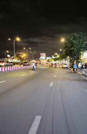 bán gấp nhà hẻm xe hơi, ngay đại học văn lang, 6 tầng btct thang máy, 10 pn, phường 13, bình thạnh