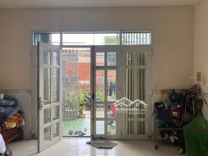siêu phẩm giá tốt - chỉ 4,9tỷ sở hữu căn nhà vị trí đẹp ngay vinhomes q9 với dt 101m2