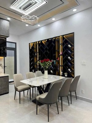 bán nhà quận 7 - hẻm xe hơi - 60m2 - 3 tầng - 7,45 tỷ