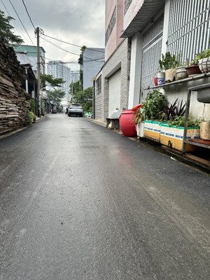 bán lô đất 57,2m2 sau lưng chung cư urban green, gần khu đô thị vạn phúc, xe hơi đi vào nhà