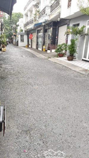 bán nr xe hơi ngủ nhà 4pn, 5wc, 47m2, 9,999 tỷ, tại hoàng hoa thám, p7, bình thạnh, hcm,