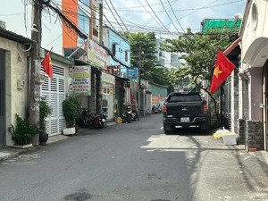 bán nhà mặt tiền trần bá giao ngang 5m 85m2 tiện xây chdv kd đa nghề sầm uất chỉ 9.3 tỷ. 