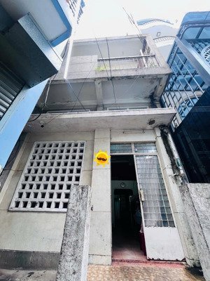 hiếm quận 5 phan văn trị , dts 106.4m2 , nở hậu , 1 đời chủ chưa qua đầu tư , tiện xây mới chdv .