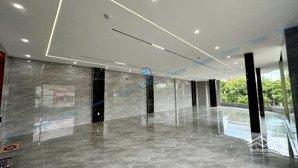 (ncc) cho thuê mb nhà góc 2 mặt tiền phạm hùng, hòa xuân có thang máy diện tích sàn: 300m²