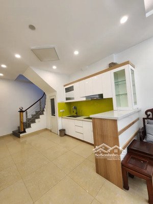 bán nhà đẹp tôn đức thắng - đống đa 40m2 5 tầng full nội thất ở ngay giá chỉ 6,8tỷ