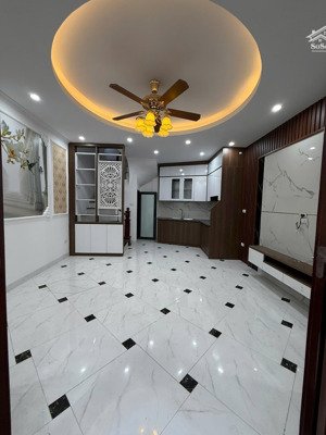 bán nhà 5t 38m2 phú diễn sổ đỏ chính chủ gần hồ phú diễn ô tô cách 15m, 6.15tỷ. lh zalo