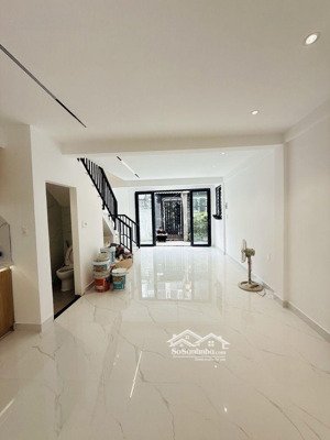 cách mt huỳnh tấn phát tân thuận q7 1 căn nhà 2 tầng 2pn 2wc 36m2. full nt giá chỉ 4.3 tỷ