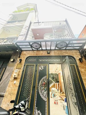 bán nhà mới 64m2, oto ngủ trong nhà, full nội thất, 3pn, gần chợ tân hương, tân phú, nhỉnh 6tỷ