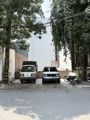 cần bán gấp lô đất đường láng - mặt ngõ ô tô tránh - sau qh 1 nhà ra phố - 85m2 chỉ 23.5 tỷ