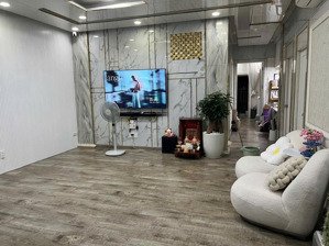 cho thuê cc 2pn, 2wc, 82m2 tại oriental plaza, 12 triệu, q. tân phú, hcm chỉ với giá tốt