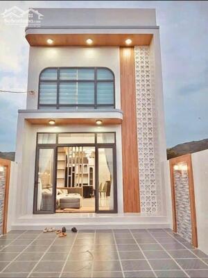 NHÀ GÁC LỬNG NGAY TRUNG TÂM PHƯỜNG GIÁ RẺ NHƯ CHO