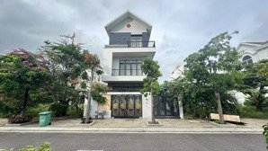 bán biệt thự tại đại phú gia, 17,5 tỷ, 216m2, 3pn, 3wc, đầy đủ nội thất