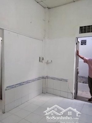 phòng trọ đường gò xoài, quận bình tân, nhà trệt, không gác, lối đi riêng, yên tĩnh, giá rẻ