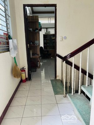 nhà giá rẻ năm châu, tân bình, 101m2, 3 tầng 4pn, chỉ 6 tỷ hơn