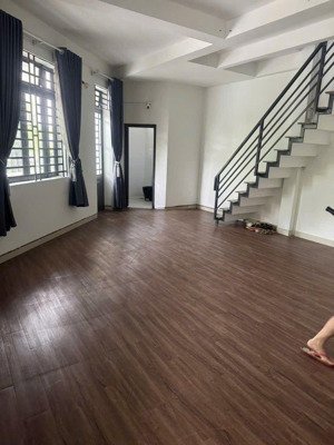 bán nhà riêng góc 2 mặt tiền tại đường b, dĩ an, bình dương, giá cực chất chỉ với 14 tỷ, 140 m2