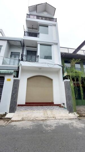 CHO THUÊ NHÀ 1 TRỆT 3 LẦU – MẶT TIỀN TRẦN BÌNH TRỌNG, P. AN PHÚ, TP. CẦN THƠ