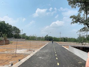 chính chủ cần bán lô đất ở khu công nghệ cao hoà lạc. giá chỉ 13 triệu/ m2