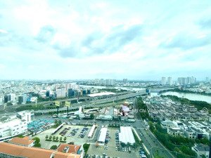 độc quyền cho thuê căn 2pn landmark 81 căn góc xinh xắn, view cầu sài gòn thoáng mát