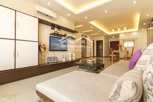 chính chủ cần bán gấp căn hộ tòa n01_t1 ngđ dt : 132m4pn3vs_ 2slot xe _ view hồ _ giá thỏa thuận